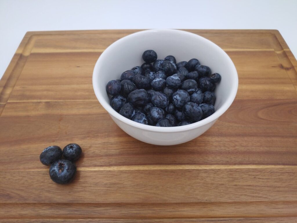 Ultimate Guide to Frozen Blueberries - How to Freeze and the Best
